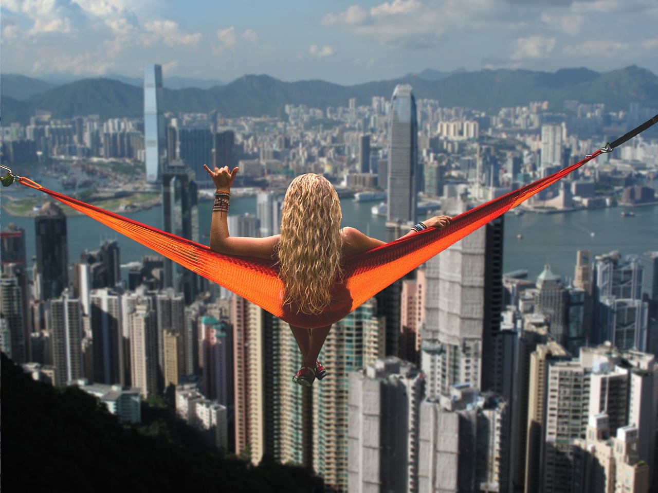 浦发银行股票深度分析报告，前景、表现与风险评估