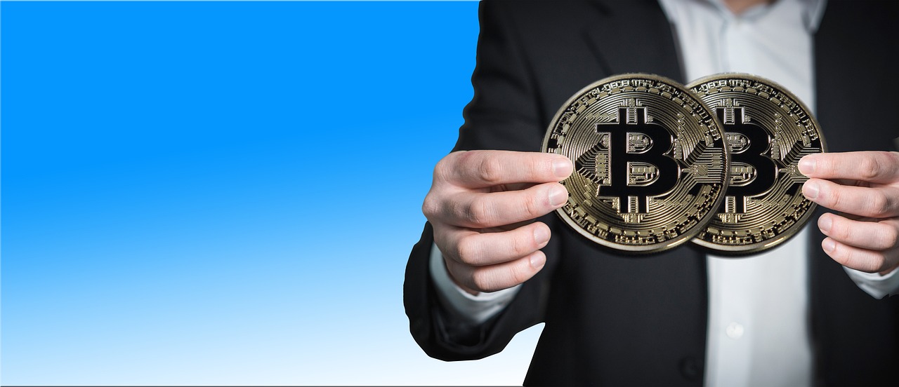 深度探究马云不在中国上市背后的原因与考量