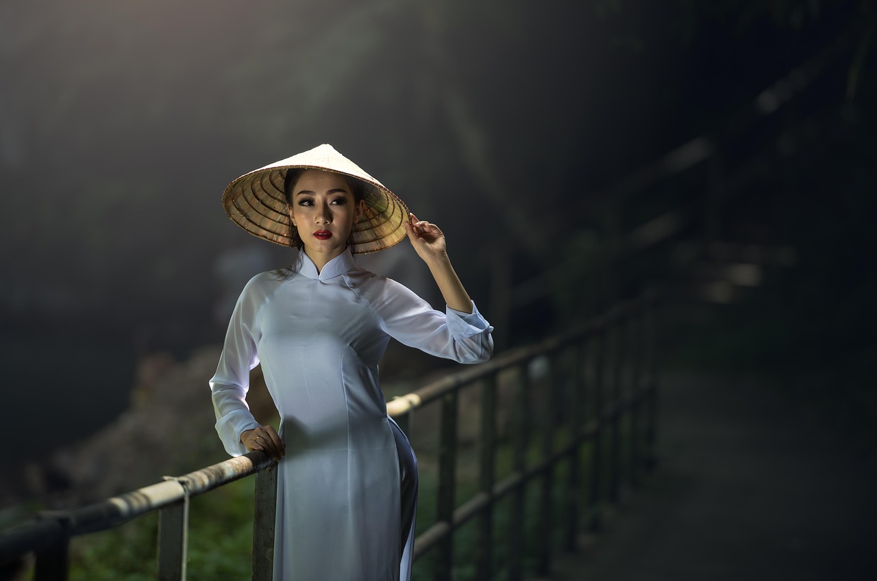 亚洲自拍电影的探索与启示