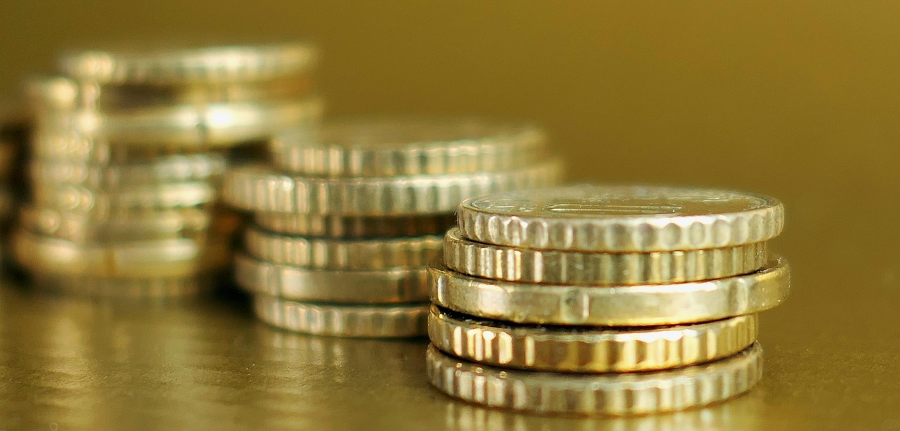 黄金价格下跌，影响、机遇与挑战分析